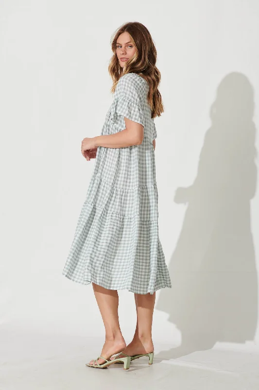 Charliese Midi Dress In Green And White Gingham Cotton Blend