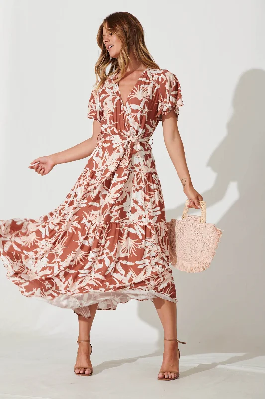 Heidi Maxi Dress In Rust Leaf Print