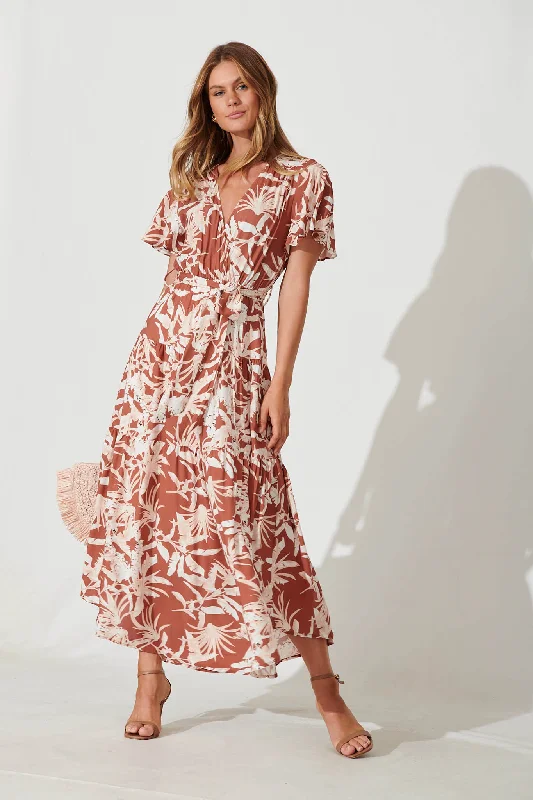 Heidi Maxi Dress In Rust Leaf Print