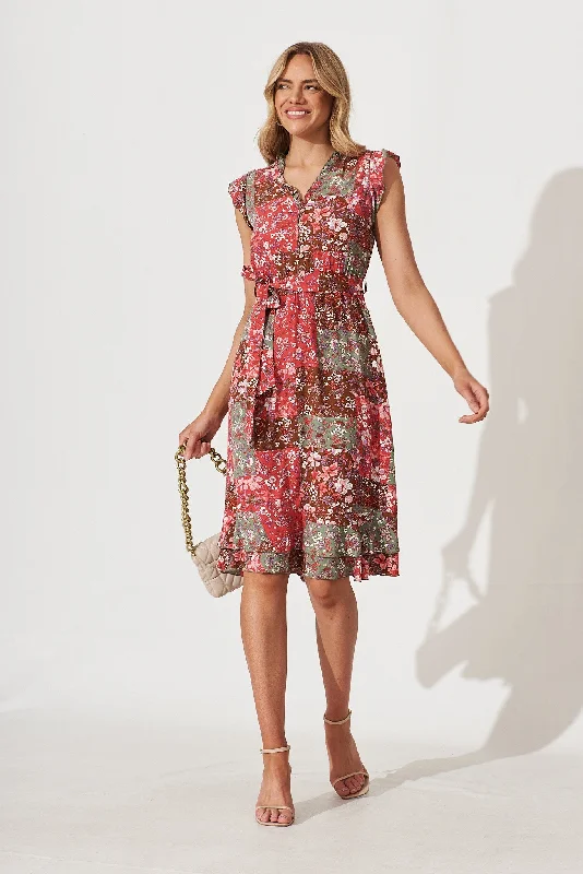 Wolverhampton Midi Dress In Raspberry Patchwork Floral