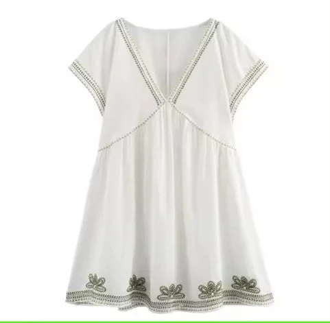 (PRE-ORDER: ETA September 15) Sorraya White V Neck Floral Embroidery Short Sleeve Mini Dress